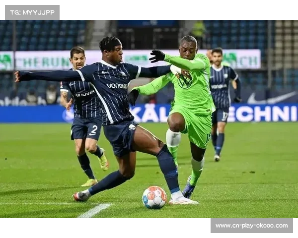 欧冠资格赛首回合费伦茨瓦罗斯与卡拉巴赫0比0互交白卷 决战仍未分出胜负